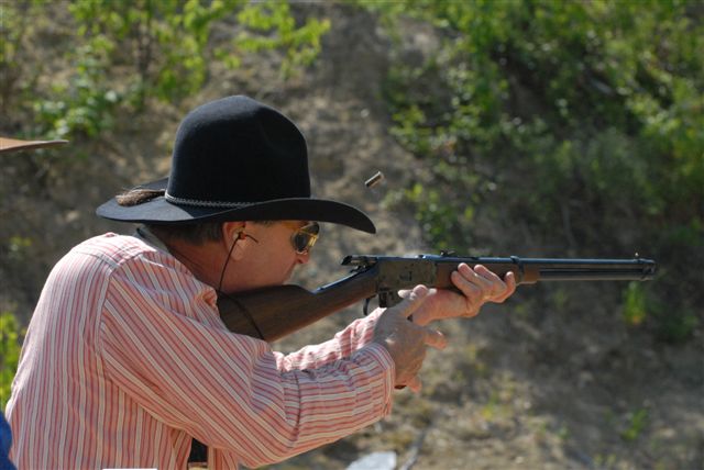 Scrub Oak Willie shooting rifle...